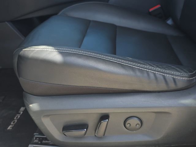 Used 2021 Nissan Rogue SL w/ Premium Package image 29