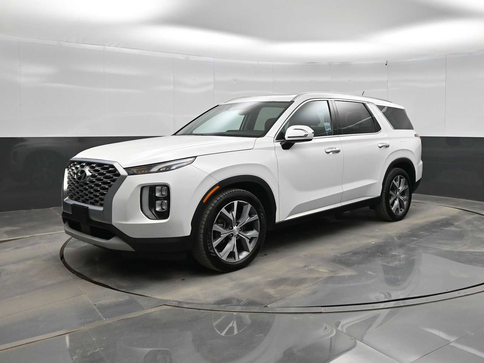 Used 2020 Hyundai Palisade SEL w/ Convenience Package image 4