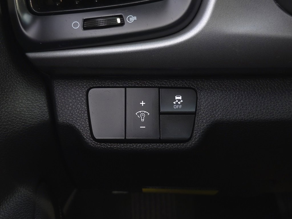 Used 2020 Kia Rio LX image 10