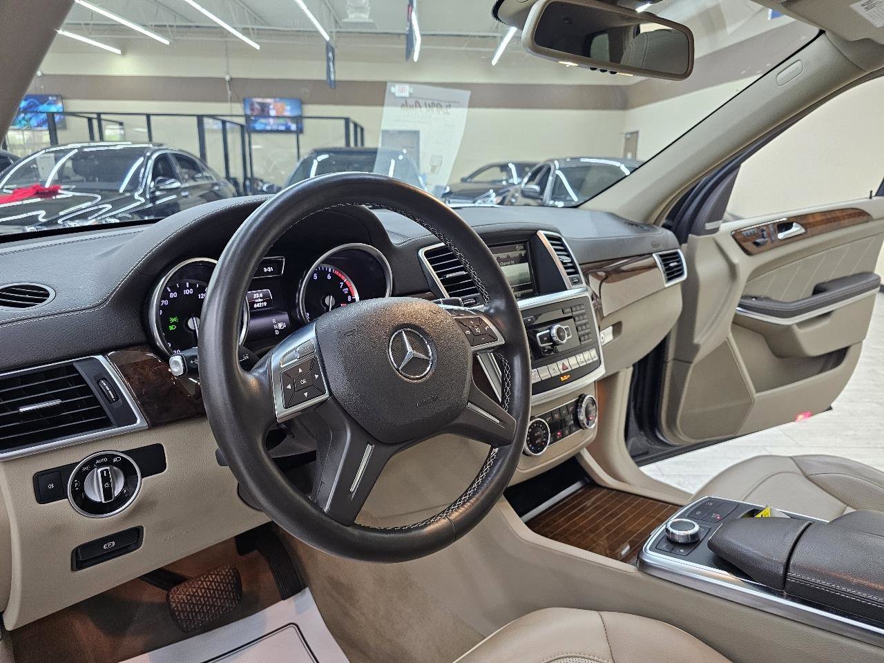 Used 2014 Mercedes-Benz GL 550 4MATIC image 20