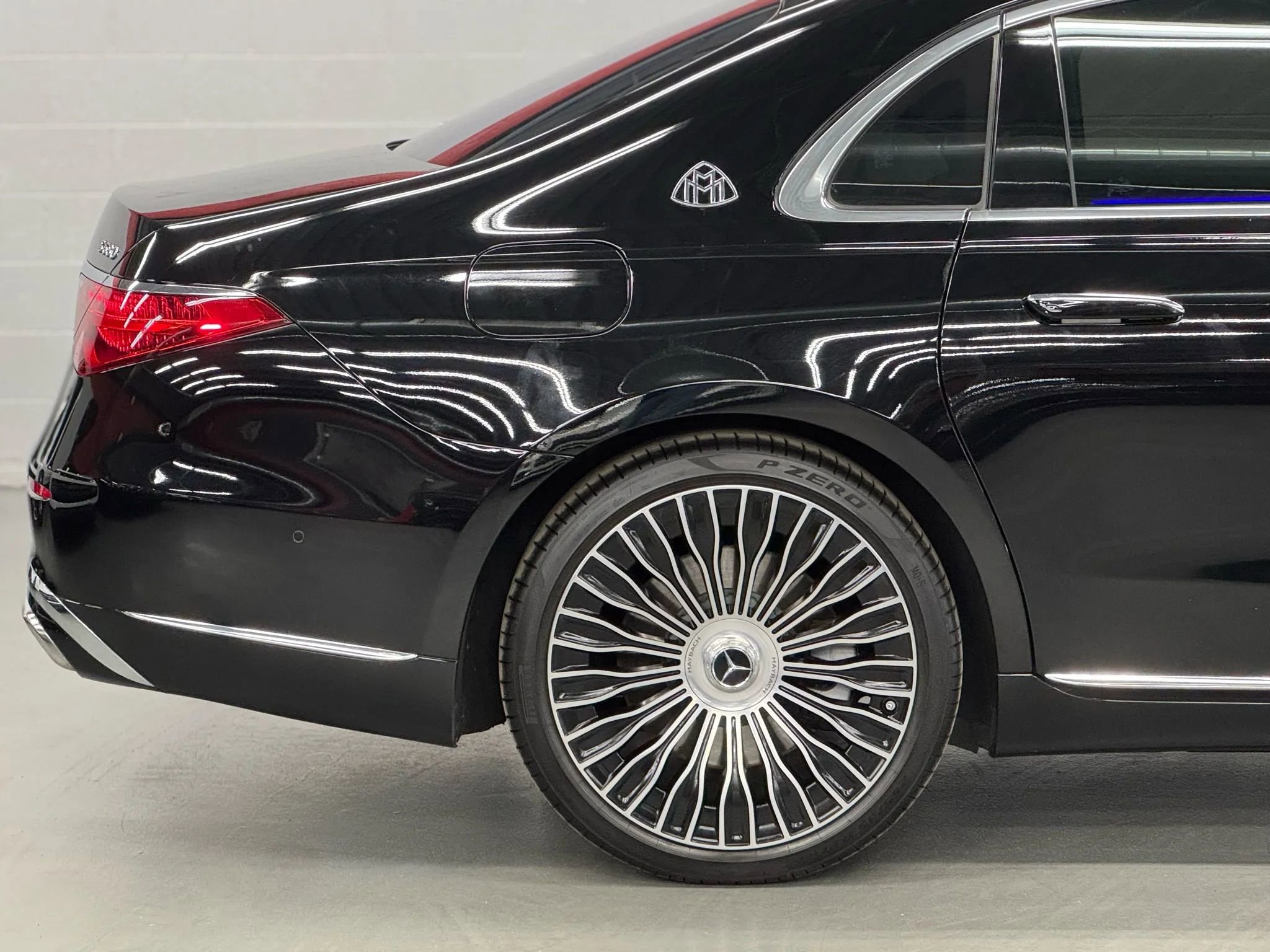Used 2023 Mercedes-Benz Maybach S 680 S 680 4MATIC Sedan 4D w/ Manufaktur Leather Package image 16