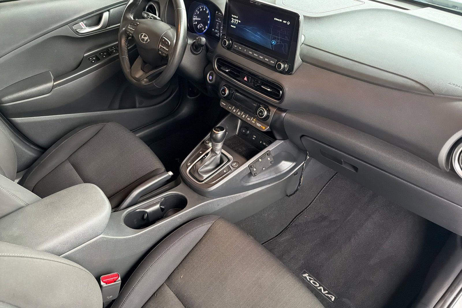 Used 2023 Hyundai Kona SEL w/ Convenience Package image 16