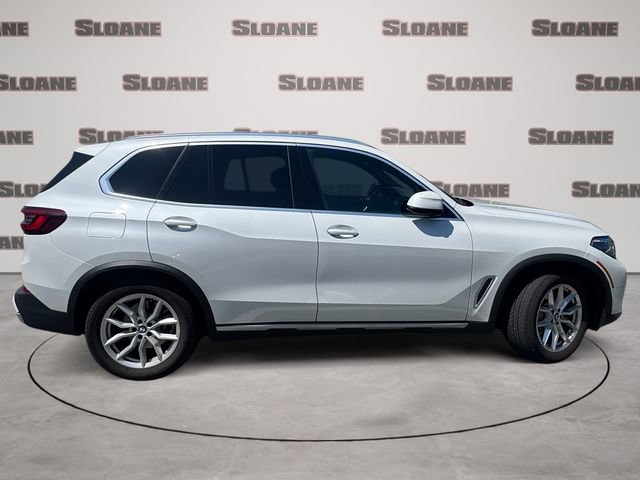 Used 2022 BMW X5 xDrive40i w/ Executive Package AWD/4WD image 5