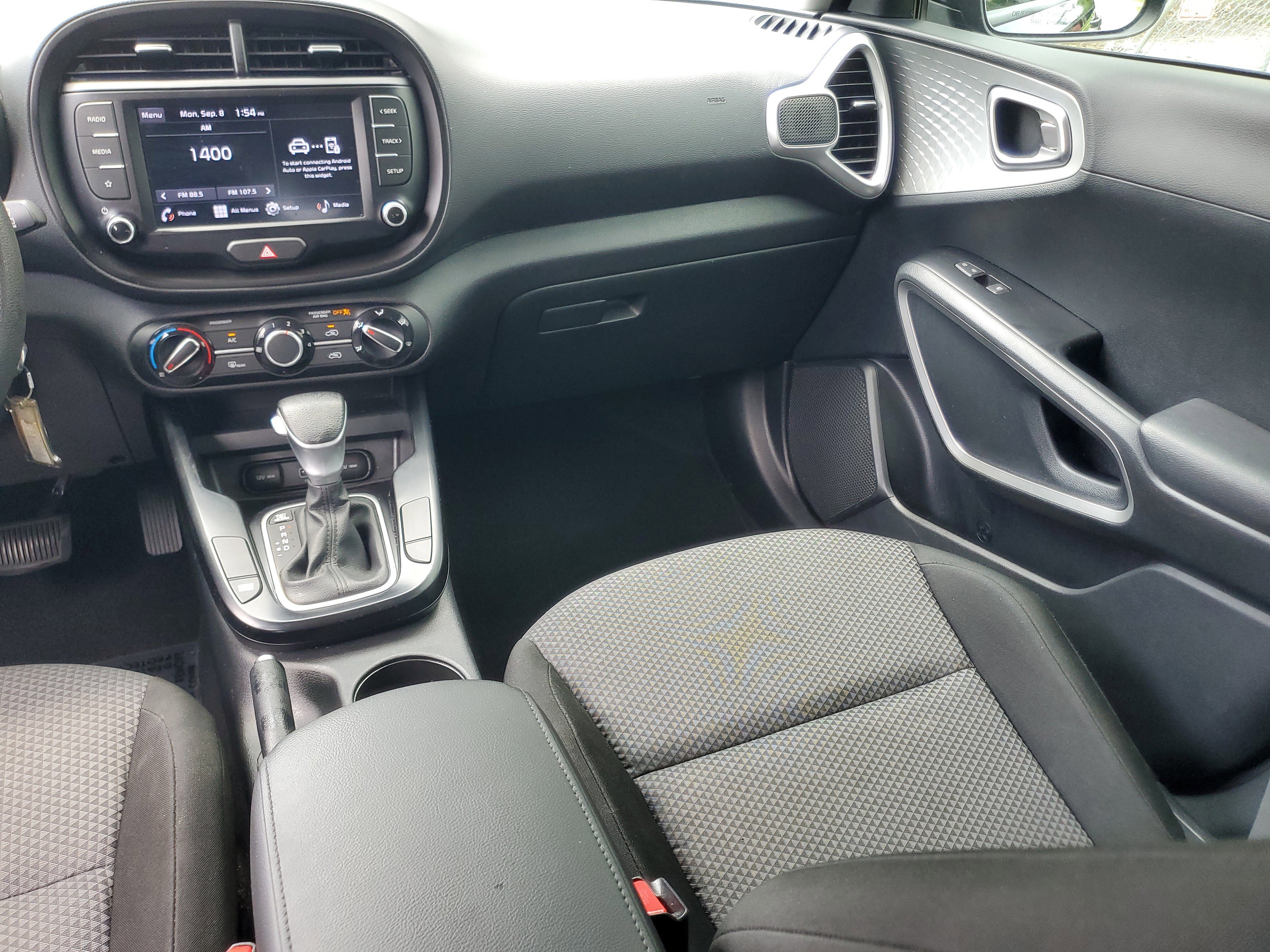 Used 2022 Kia Soul LX FWD image 14