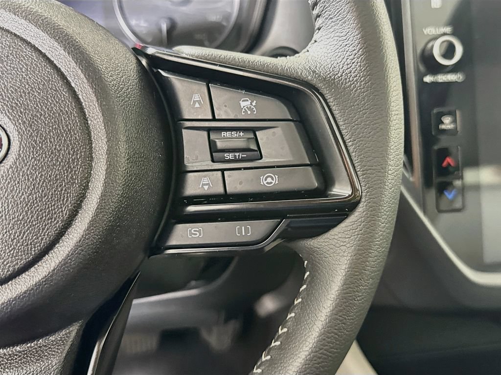 Used 2025 Subaru Forester Premium AWD/4WD image 22