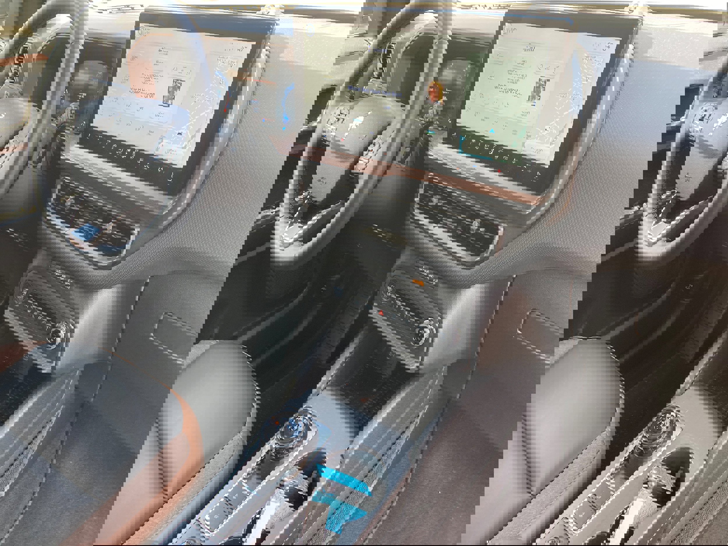 Certified 2025 Ford Bronco Sport Outer Banks w/ Outer Banks Tech Package+ image 15