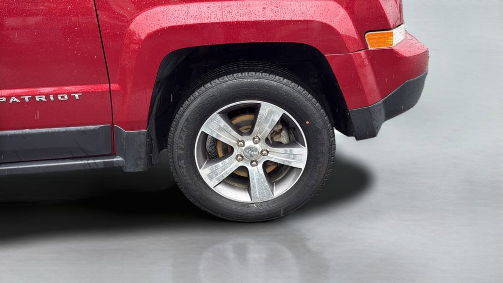Used 2017 Jeep Patriot High Altitude AWD/4WD image 25