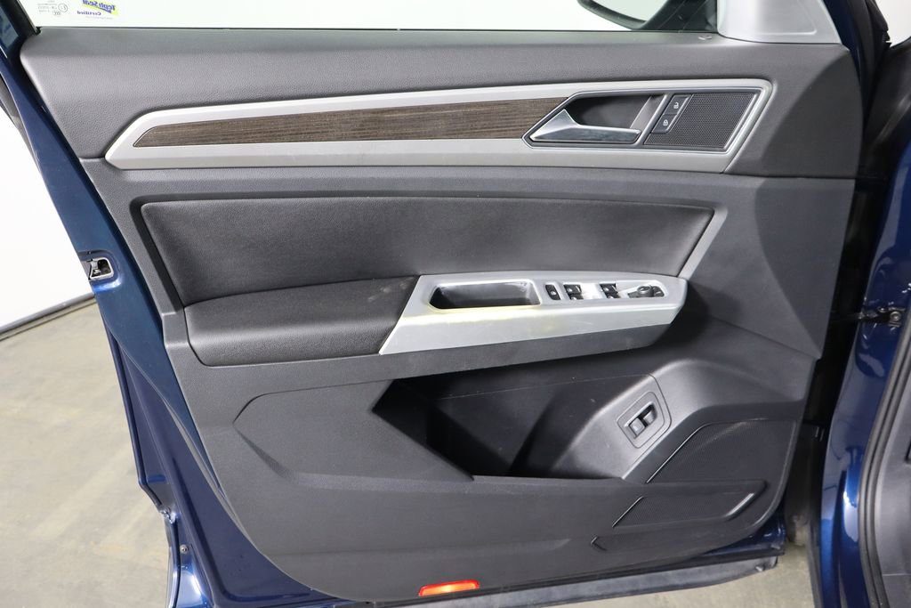 Used 2018 Volkswagen Atlas SEL FWD image 20