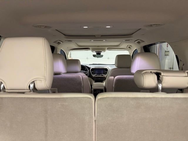 Used 2021 GMC Acadia Denali w/ Denali Technology Package AWD/4WD image 10