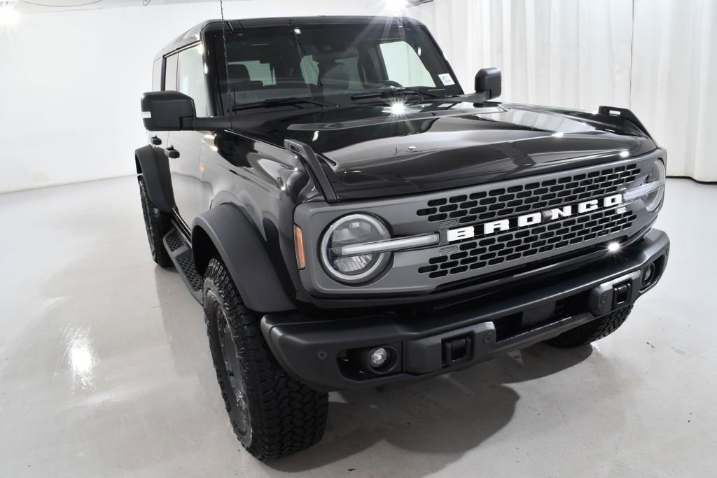 New 2025 Ford Bronco Badlands image 4