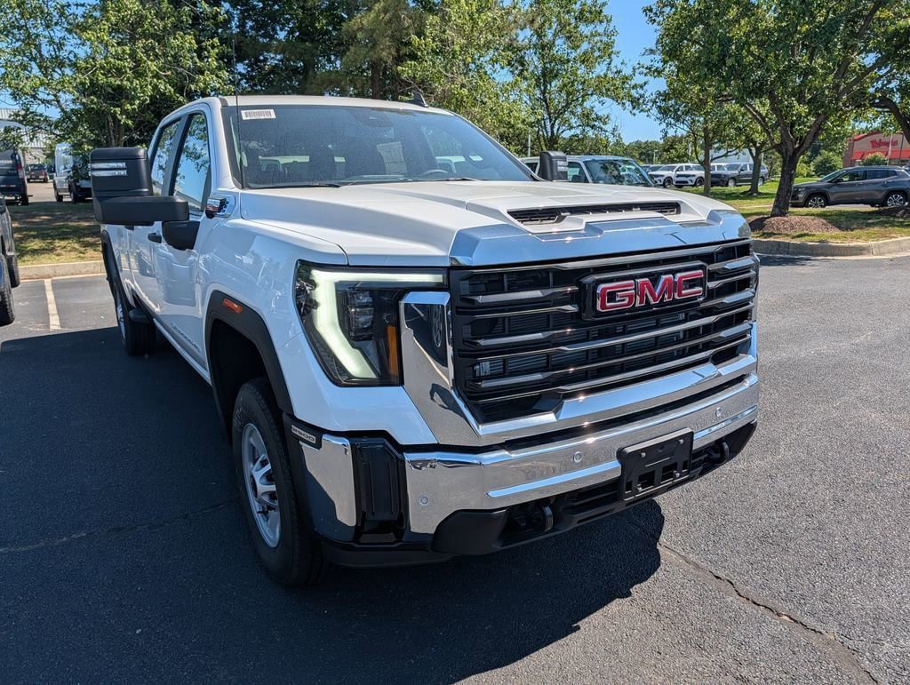 New 2026 GMC Sierra 2500 Pro w/ 1SA Pro Safety Plus Package AWD/4WD image 2