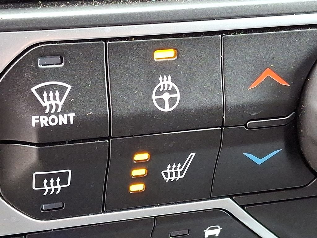 Used 2023 Jeep Wrangler Unlimited w/ Cold Weather Group image 26