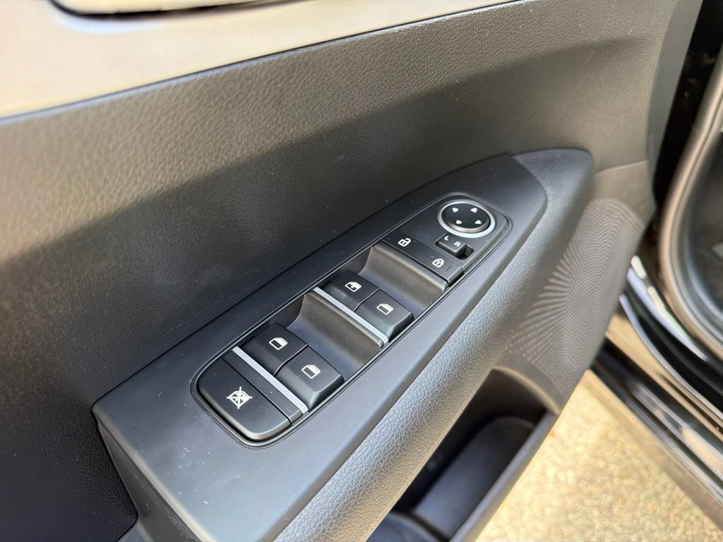 Certified 2022 Kia Forte LXS FWD image 14