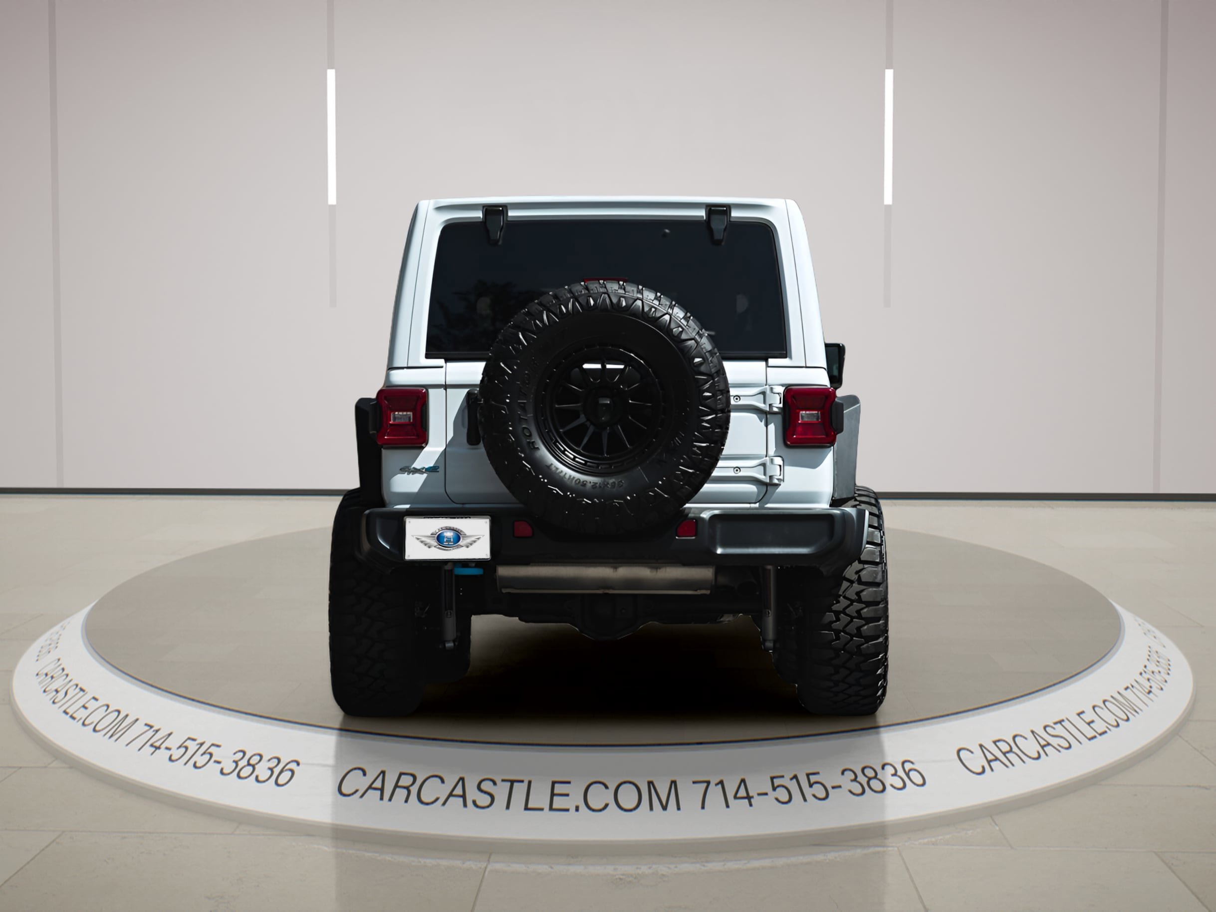 Used 2024 Jeep Wrangler Sahara AWD/4WD image 6