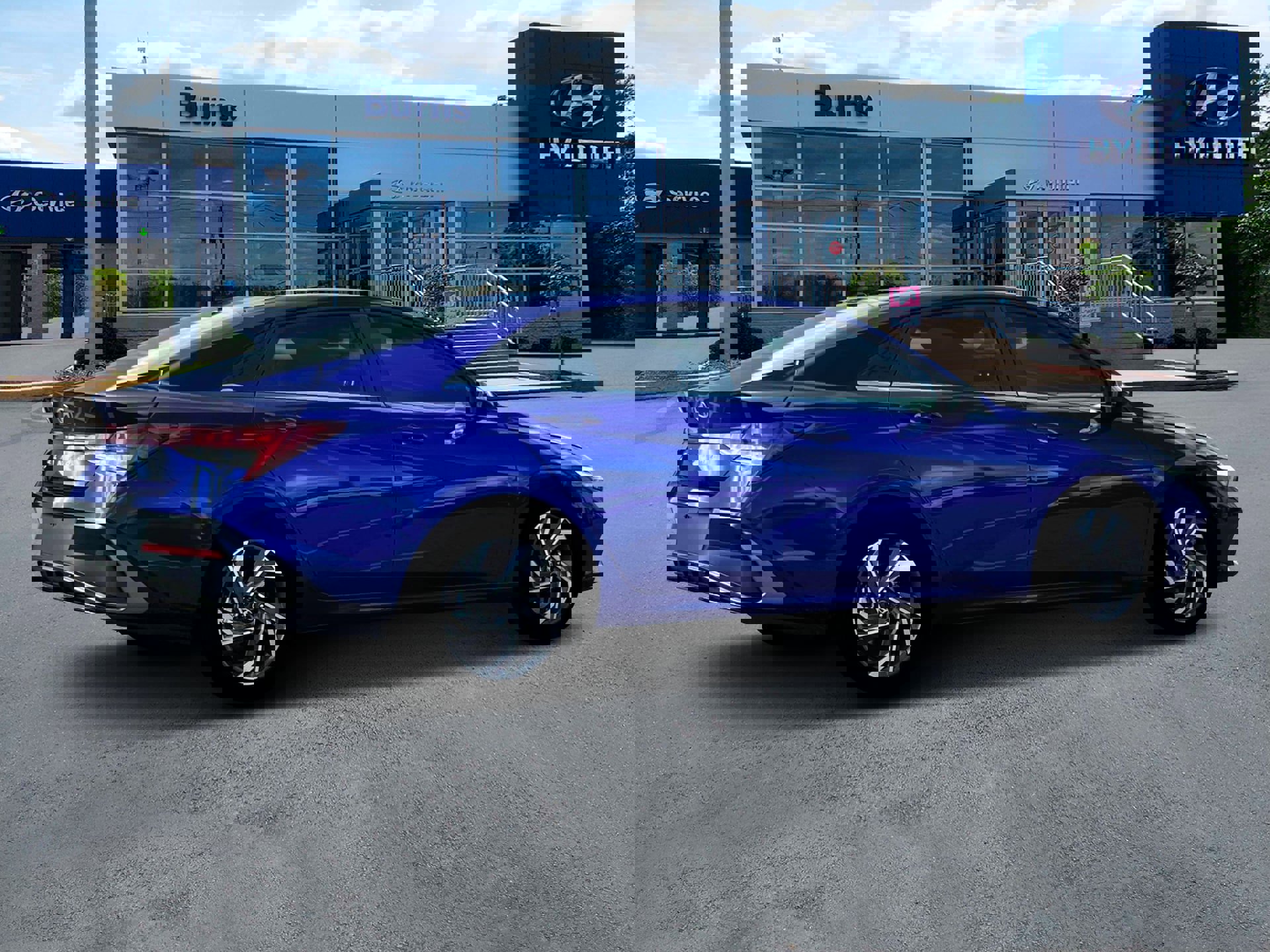 New 2025 Hyundai Elantra SEL image 8