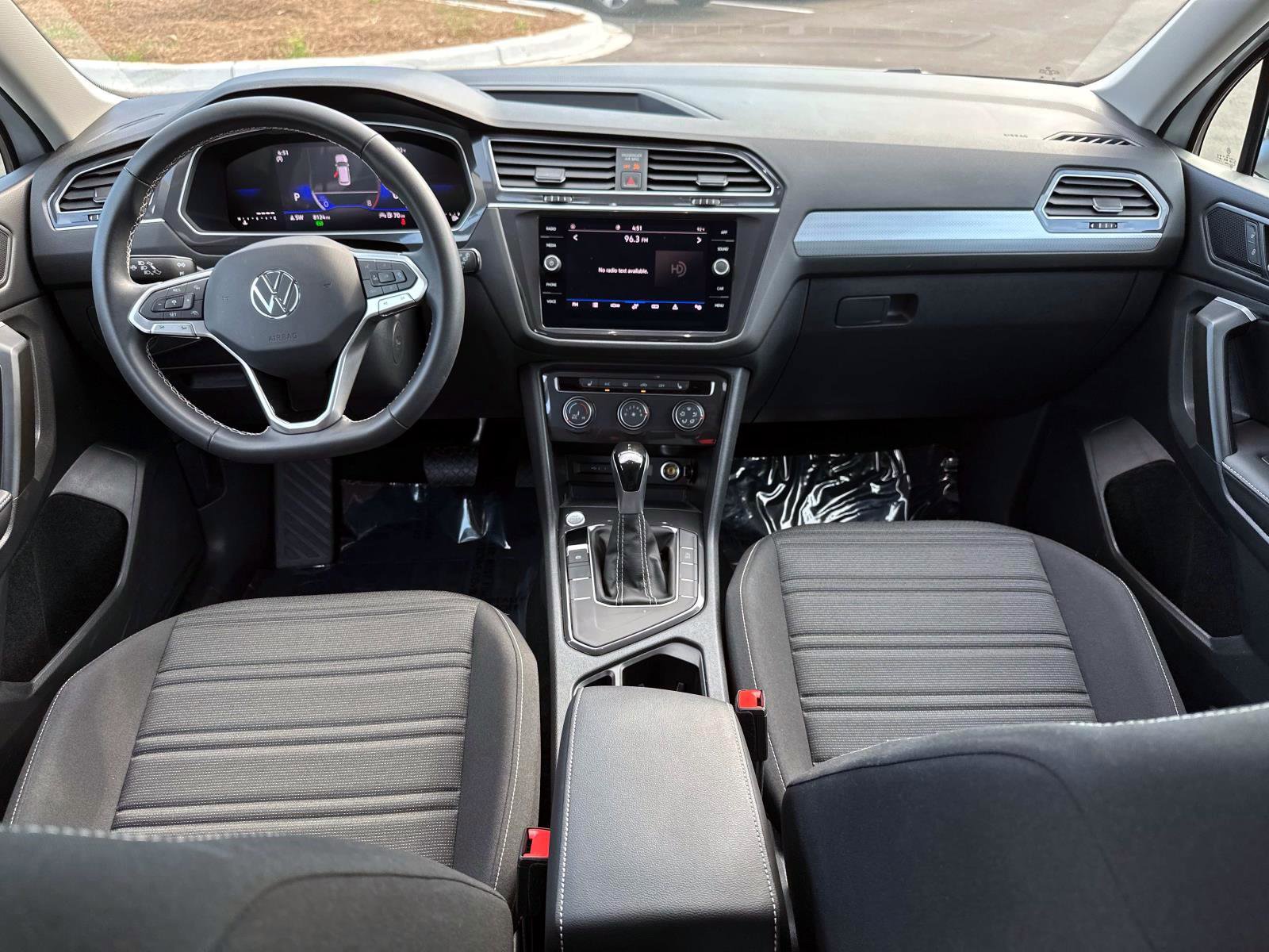Certified 2024 Volkswagen Tiguan S image 15