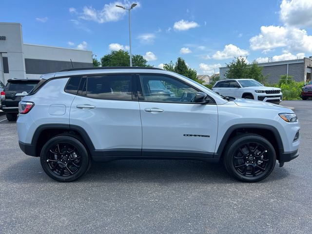 New 2026 Jeep Compass Latitude AWD/4WD image 9