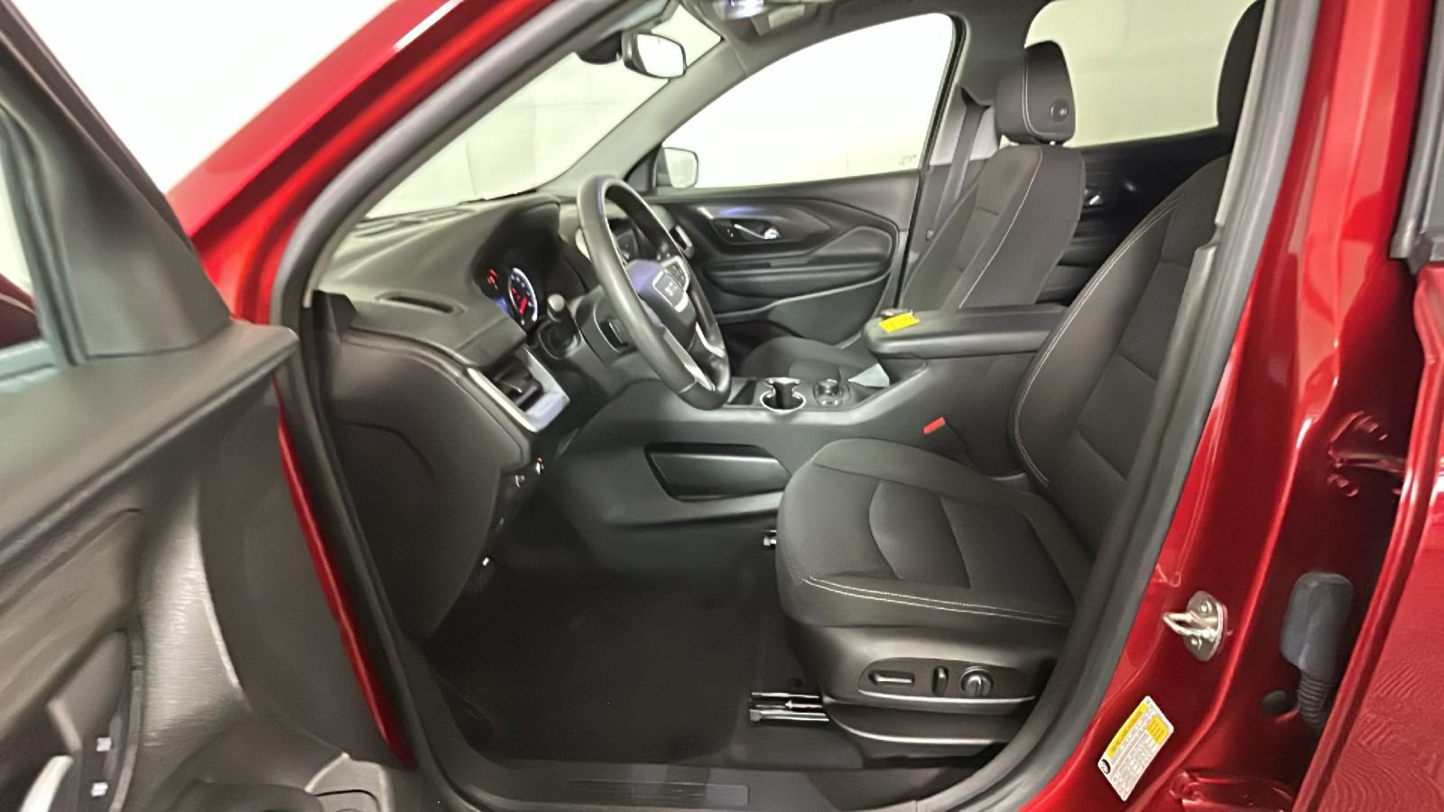 Used 2022 GMC Terrain SLE w/ Driver Convenience Package AWD/4WD image 14