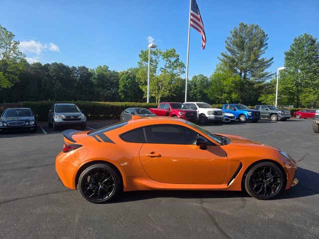 Used 2023 Toyota GR86 10th Anniversary SE RWD image 9