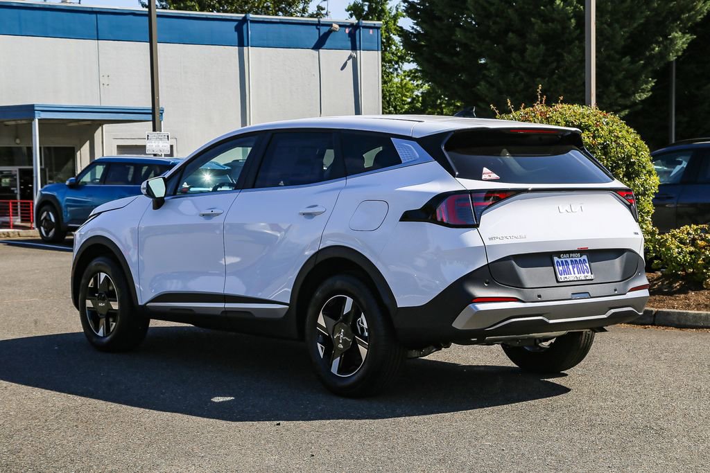 Certified 2026 Kia Sportage LX w/ LX Convenience Package AWD/4WD image 7