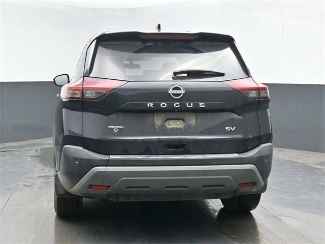 Used 2023 Nissan Rogue SV image 9
