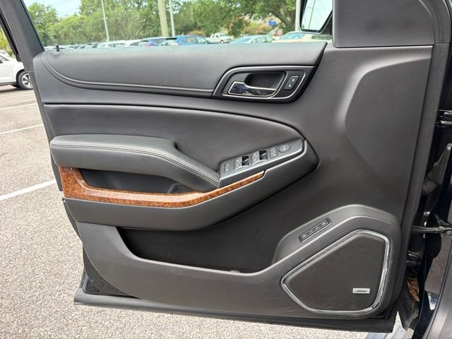Used 2018 Chevrolet Suburban Premier RWD image 11