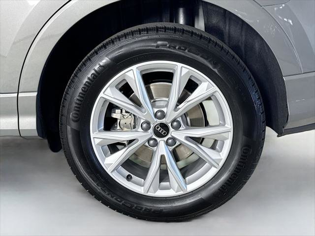 Certified 2025 Audi Q3 2.0T Premium w/ Convenience Package AWD/4WD image 31