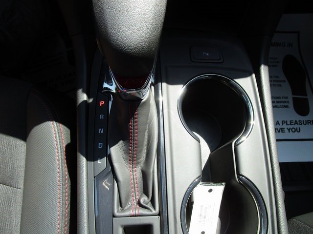 Certified 2023 Chevrolet Equinox RS w/ LPO, Floor Liner Package image 18