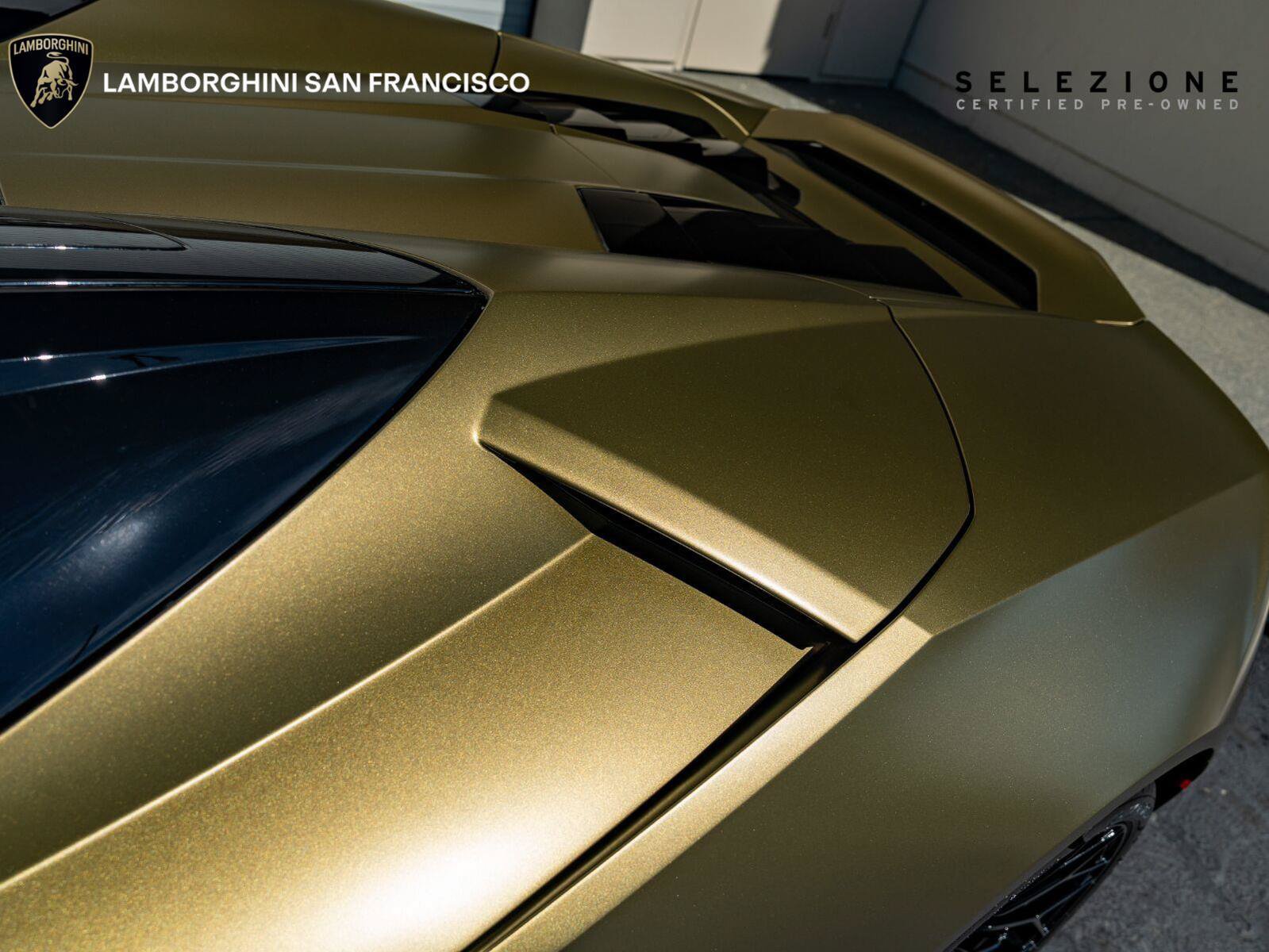 Used 2023 Lamborghini Huracan EVO RWD image 26