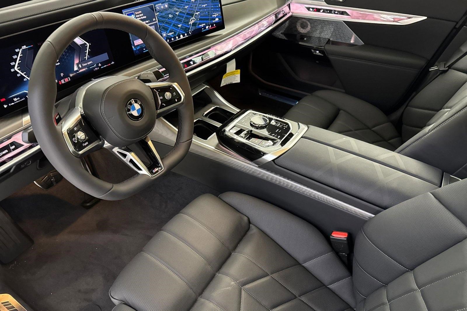 New 2026 BMW 760i xDrive w/ Executive Package AWD/4WD image 4