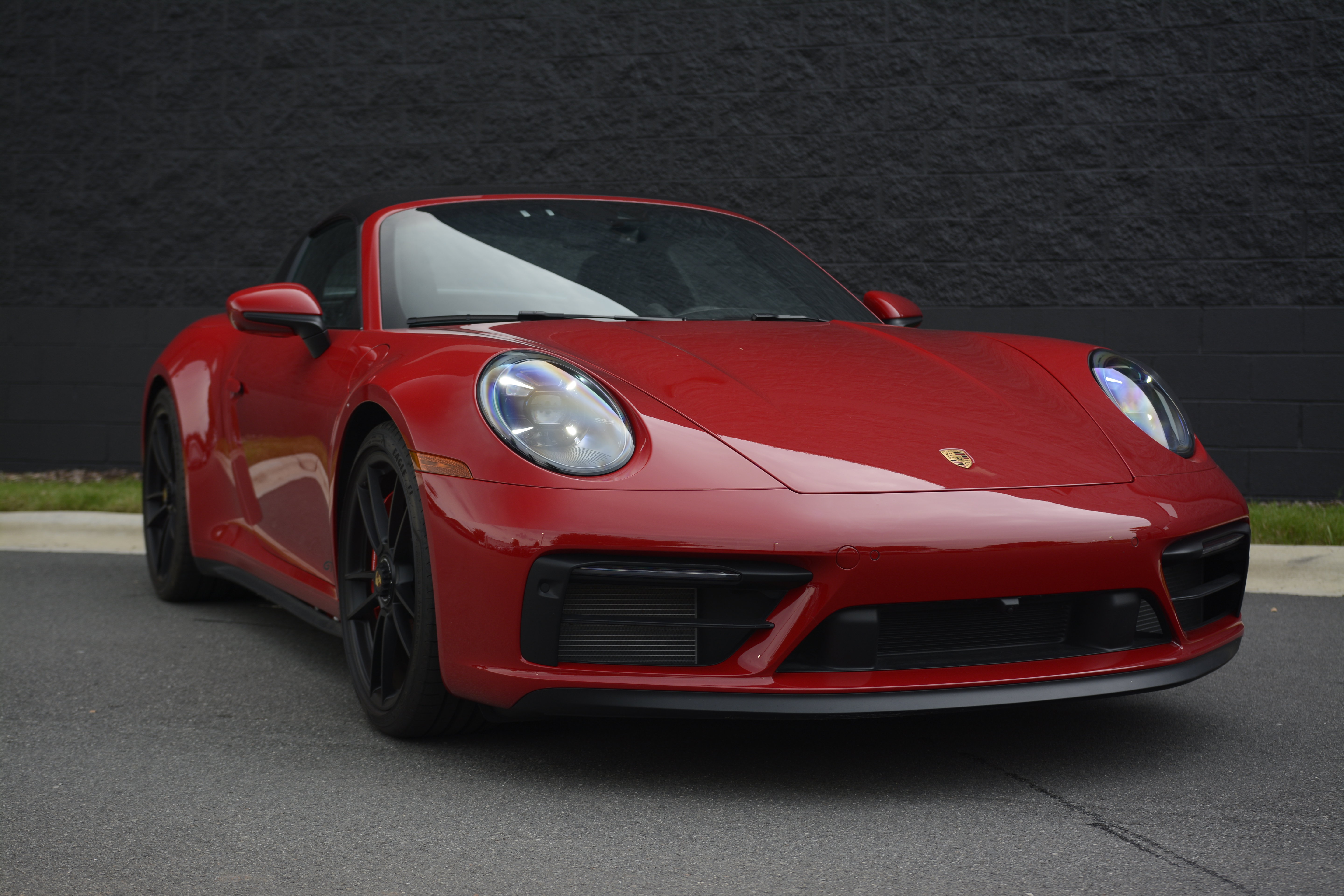 Certified 2024 Porsche 911 Targa 4 GTS AWD/4WD image 9