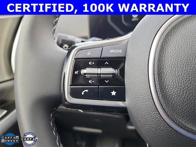 Certified 2025 Kia Sorento SX image 26