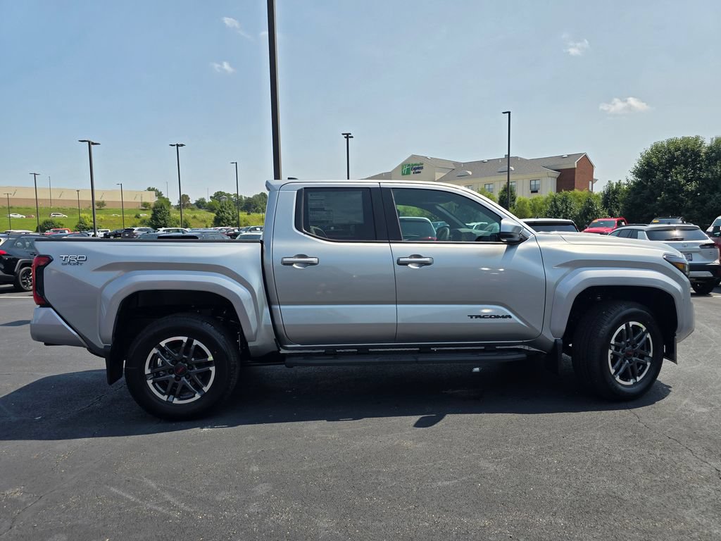 New 2026 Toyota Tacoma TRD Sport AWD/4WD image 9