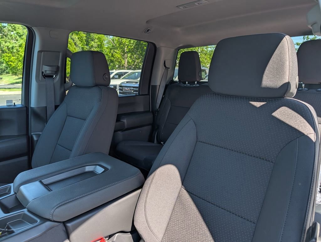 New 2026 GMC Sierra 2500 Pro w/ 1SA Pro Safety Plus Package AWD/4WD image 11
