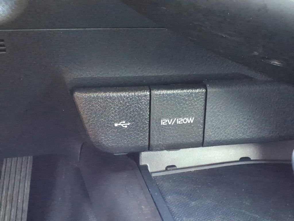 Used 2023 Toyota Camry SE FWD image 22
