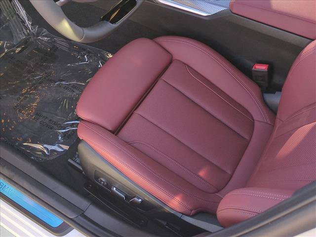 New 2026 BMW 330i Sedan w/ Convenience Package RWD image 4