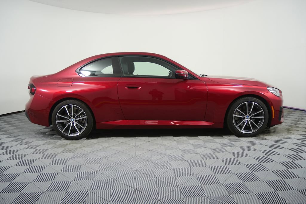 Certified 2025 BMW 230i Coupe image 2