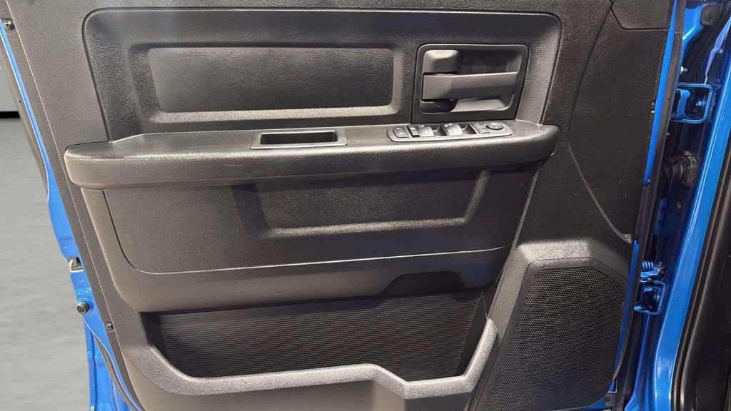Used 2023 RAM 1500 Express w/ Wheel & Sound Group AWD/4WD image 19