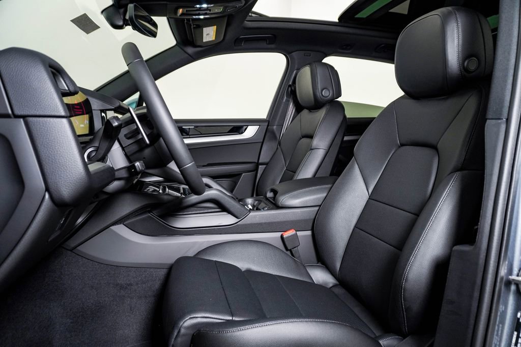 New 2026 Porsche Cayenne image 5