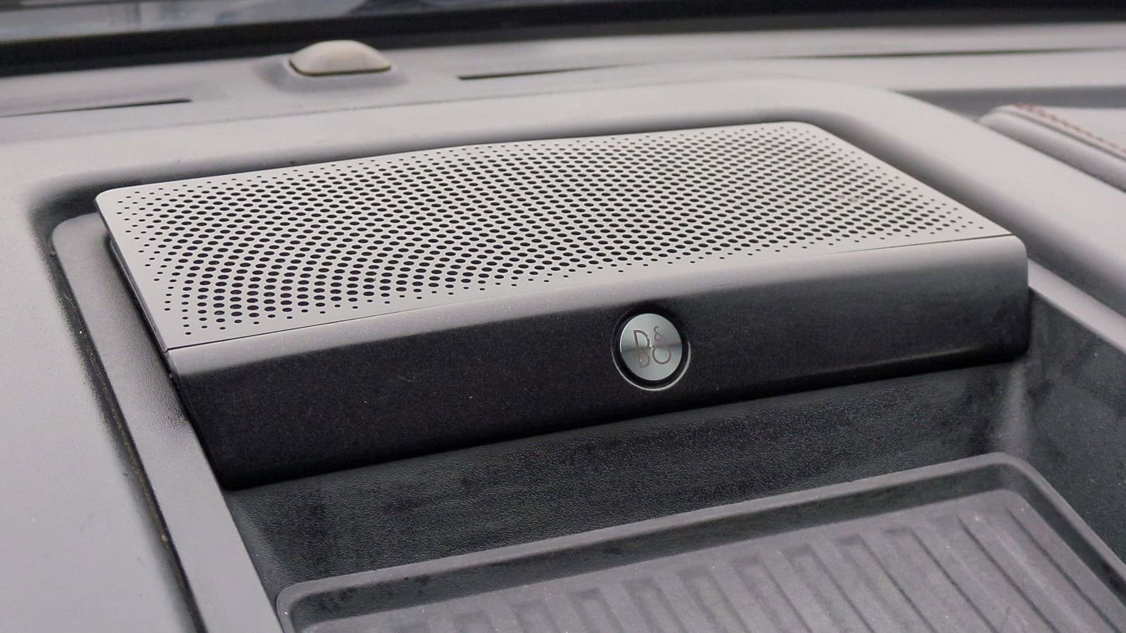 Used 2018 Ford F150 Platinum w/ Technology Package image 32