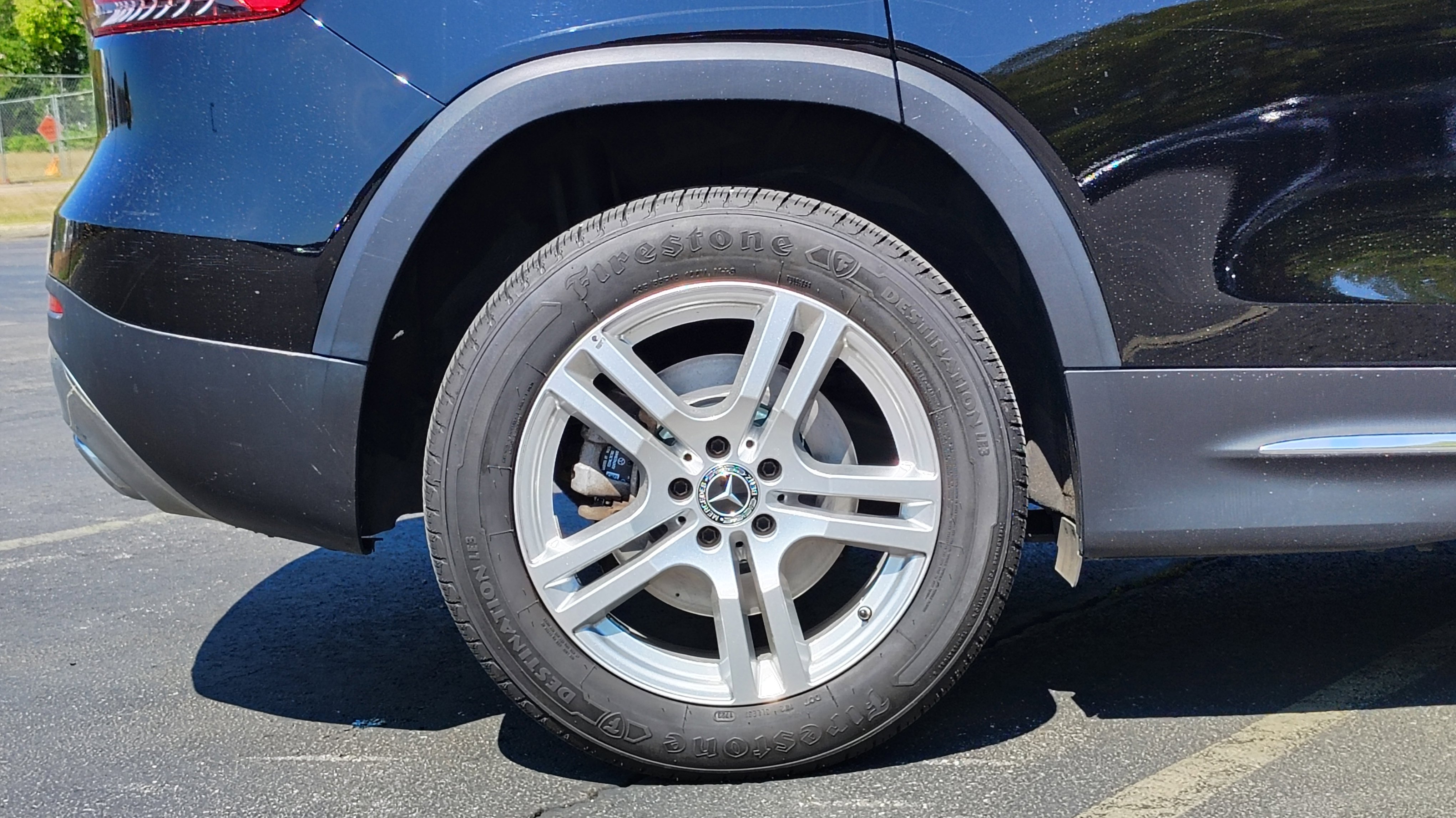 Used 2021 Mercedes-Benz GLB 250 4MATIC image 30