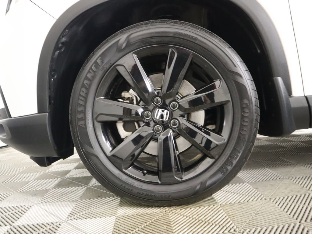 Used 2025 Honda Pilot Black Edition image 30