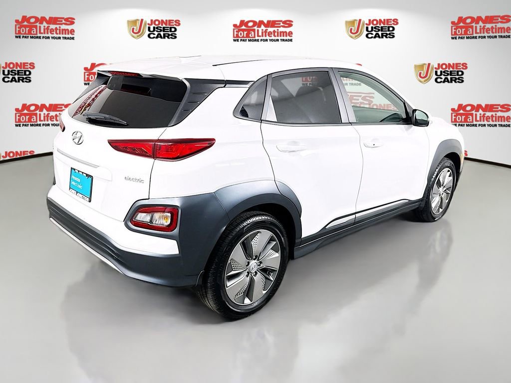 Certified 2021 Hyundai Kona Limited w/ Cargo Package image 17