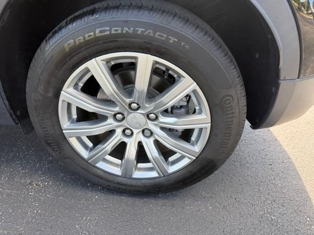 Used 2023 Cadillac XT4 Premium Luxury w/ Cold Weather Package FWD image 6