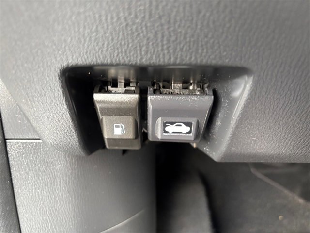 Used 2018 MAZDA CX-5 Touring image 28