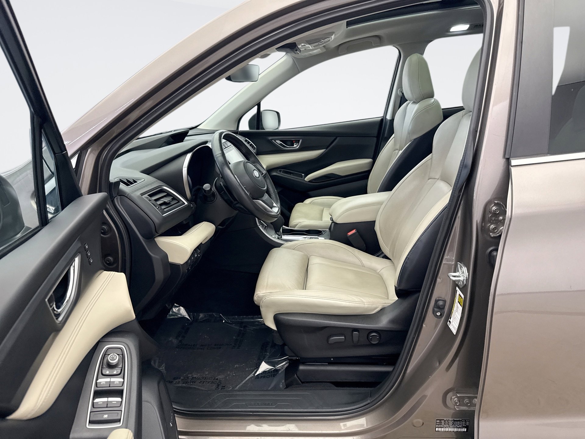 Used 2022 Subaru Ascent Limited w/ Technology Package image 10