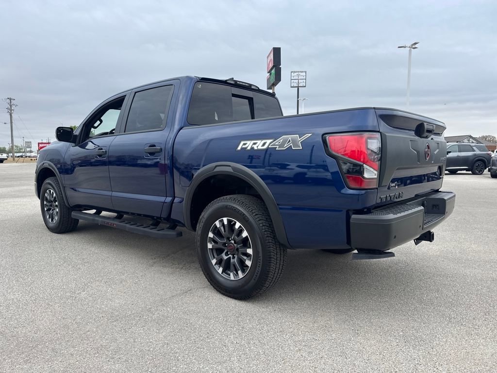 Used 2024 Nissan Titan PRO-4X w/ Pro-4x Convenience Package image 4