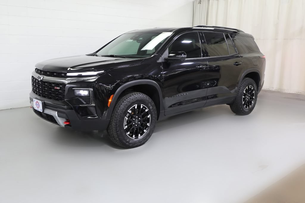 Used 2024 Chevrolet Traverse Z71 w/ Enhanced Driving Package AWD/4WD image 18