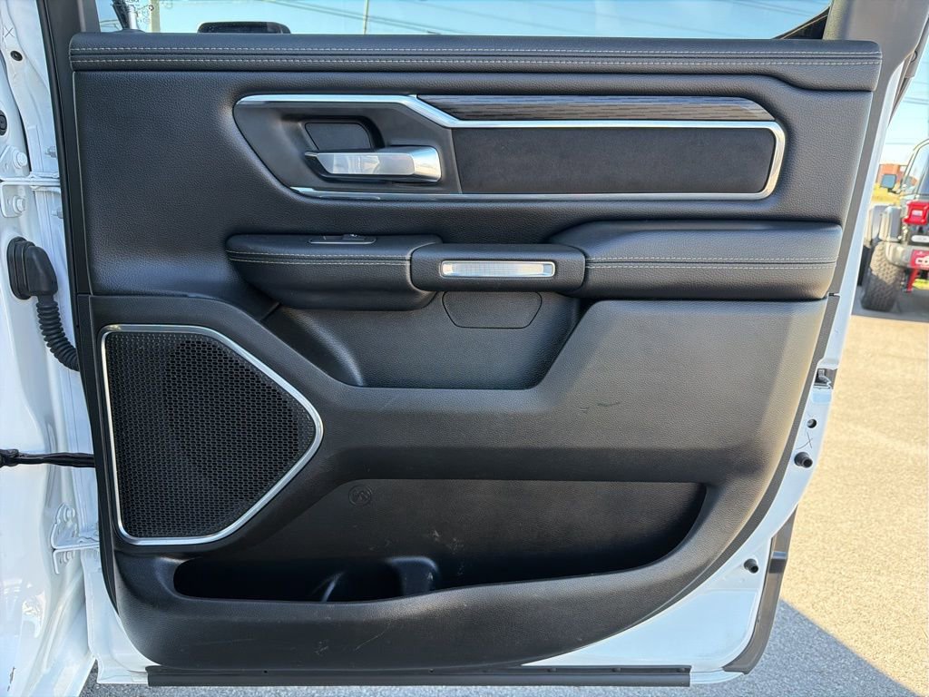 Used 2024 RAM 1500 Laramie image 15