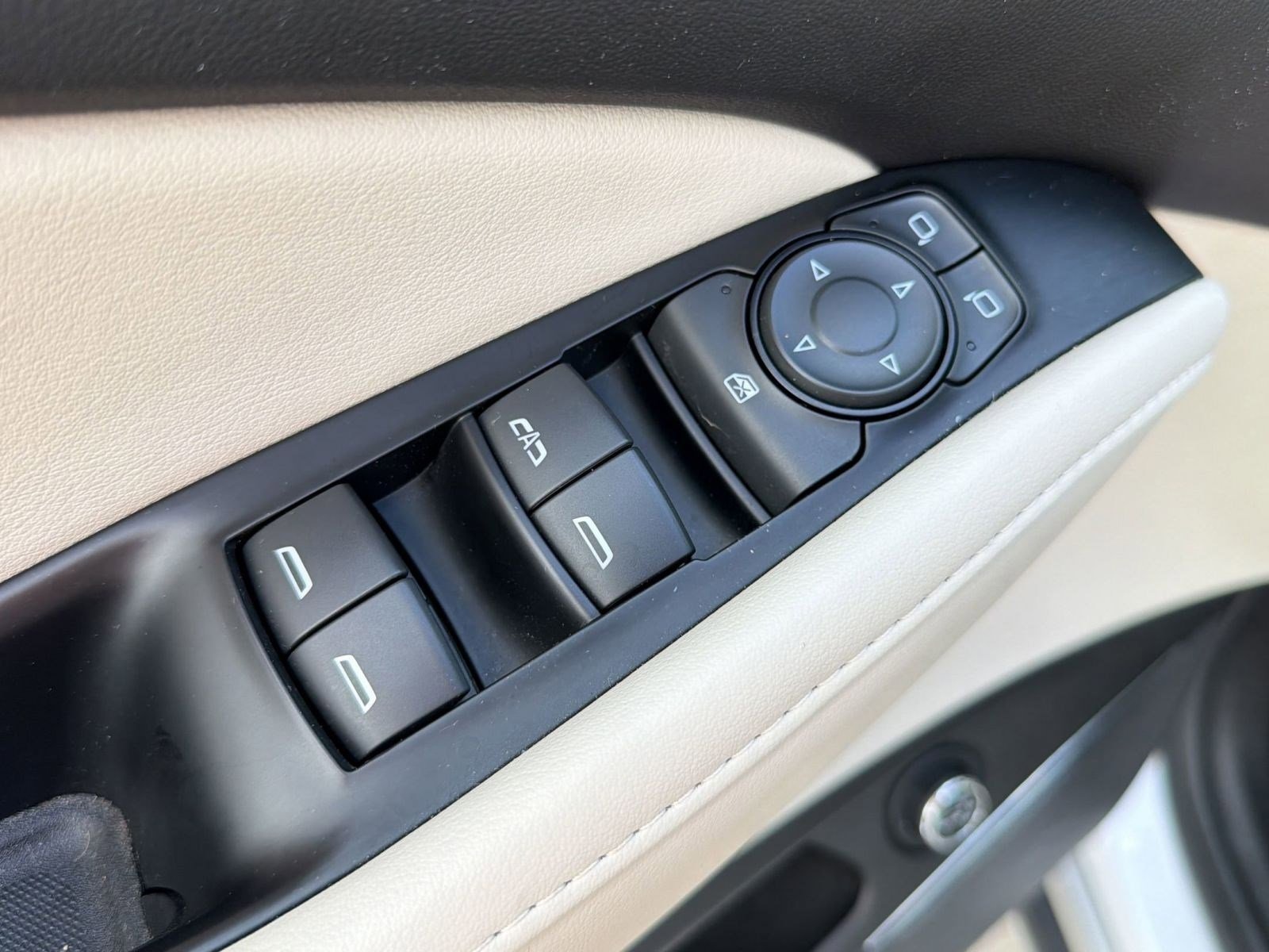 Certified 2023 Buick Enclave Essence w/ Experience Buick Package image 22